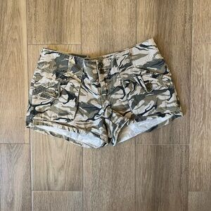 Y2K Arizona Low Rise Camo Cargo Shorts